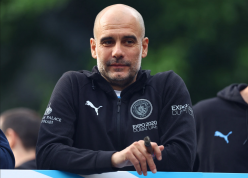 Vì sao Man City gây sức ép lên Pep Guardiola?