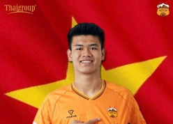 Truyền thông ĐNÁ phát sốt với trung vệ cao gần 2m của Việt Nam