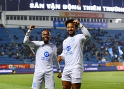 Xuân Son được HLV đội bạn khen hết lời dù vẫn tịt ngòi