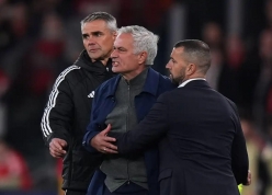 Mourinho trả giá cực đắt khi tái đấu Real Madrid