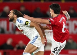 Xuất hiện chi tiết bất thường ở thẻ đỏ Lisandro Martinez của MU