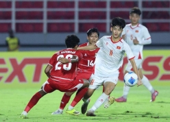 CĐV Thái Lan bùng nổ cảm xúc khi Việt Nam vào bán kết giải AFF