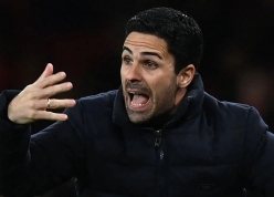 Arsenal trả giá không thể đắt hơn khi bỏ xa Man City 5 điểm