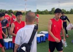 Xuất hiện thêm tiền vệ phòng ngự Việt kiều tại CLB V.League