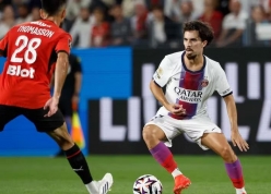 Vitinha tạo dấu ấn, PSG thoát thua ngoạn mục trong thời gian bù giờ