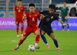 CĐV Campuchia đồng loạt nhắc Việt Nam khi thắng 1-0 ở FIFA ASEAN Cup