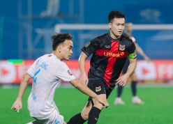 HLV Chu Đình Nghiêm nói thẳng phong độ của Hoàng Đức sau FIFA ASEAN Cup