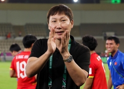 Báo Hàn: 'Phép màu Kim Sang-sik khiến bóng đá Hàn Quốc mất mặt'