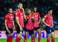 Đình Bắc cùng đồng đội nhận tin 'kém vui' trước trận gặp Ninh Bình