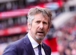 Van der Sar nói thẳng về 'nỗi thất vọng' của MU