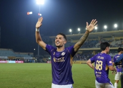 Ghi cú đúp bàn thắng, sao nhập tịch nói thẳng một điều với HLV Kim Sang Sik