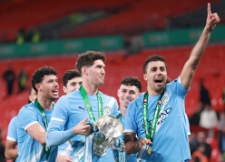 CĐV bị cấm xem bóng đá 5 năm sau trận chung kết Carabao Cup