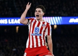 Alvarez tiết lộ sốc về pha đá phạt nhấn chìm Barca