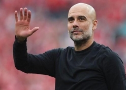 Pep Guardiola có động thái lạ trước trận gặp Arsenal