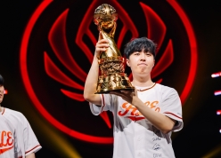 Kanavi lập kỷ lục buồn tại MSI 2026 nhưng vẫn hóa người hùng của HLE