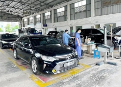 Từ năm 2026, đi đăng kiểm ô tô có thể không cần mang giấy đăng ký xe bản cứng