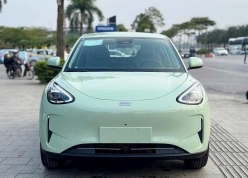 Geely Việt Nam 'nhá hàng' SUV điện đô thị EX2, ngày ra mắt đã gần kề?