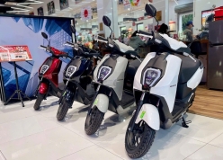 Loạt xe máy điện giảm giá mạnh để thu hút người dùng, có mẫu ưu đãi tới 17 triệu đồng