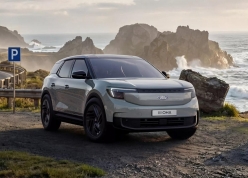 Ford Explorer EV có bản nâng cấp: Pin mới, động cơ điện mạnh hơn và thêm loạt công nghệ hỗ trợ lái