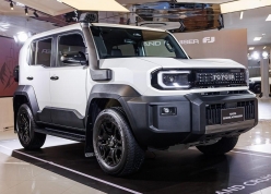 SUV địa hình cỡ nhỏ Toyota Land Cruiser FJ mở bán tại Thái Lan với mức giá cạnh tranh, chờ ngày về Việt Nam
