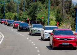 Vingroup kéo dài chương trình hỗ trợ chuyển đổi xe xăng sang xe điện đến hết tháng 4/2026