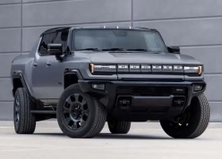 Vì sao xe điện lại nặng hơn xe xăng? Liệu công nghệ mới có giúp xe điện nhẹ hơn trong tương lai?