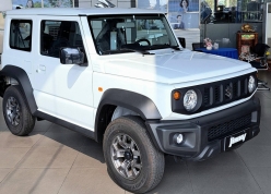 Từng bị 'đội giá', Suzuki Jimny nay giảm sâu đến 140 triệu đồng tại đại lý