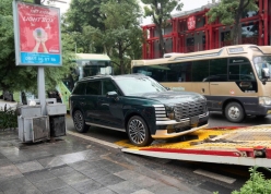 Hyundai Palisade Hybrid thế hệ mới bất ngờ lộ diện trên đường phố Việt