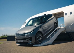 SUV điện Range Rover Sport Electric lộ diện, hứa hẹn trải nghiệm lái mạnh mẽ và giàu cảm xúc