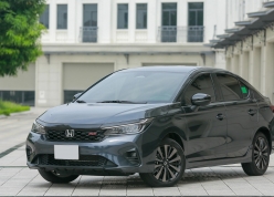 Khách Việt chuộng xe gầm cao, sedan chỉ còn vài cái tên giữ được sức hút