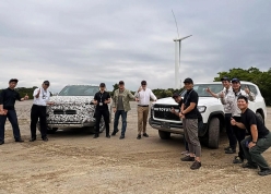 Toyota hé lộ nguyên mẫu Land Cruiser thuần điện dùng khung gầm liền khối?
