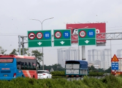 Đề xuất dùng làn trái cao tốc làm 'làn vượt xe', tài xế không được chạy liên tục