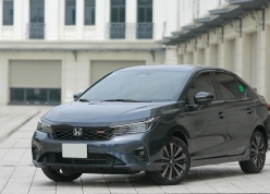 Honda City giảm tới 70 triệu đồng tại đại lý, giá thực tế xuống thấp nhất từ đầu năm