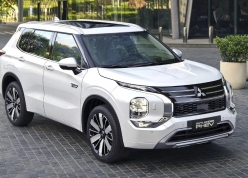 Mitsubishi Outlander PHEV 2026 ra mắt Đông Nam Á: Có thể đi gần 1.000 km sau một lần tiếp nhiên liệu và sạc pin