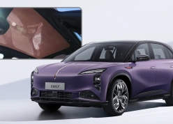 Hongqi phát triển cửa sổ trời tích hợp quang điện, có thể giúp xe điện đi thêm 80 km/ngày
