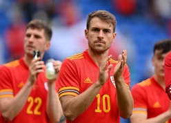 CHÍNH THỨC: Cựu sao Arsenal có biệt danh 'Thần chết' tuyên bố giải nghệ