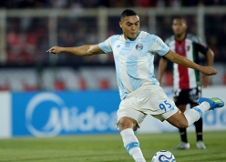 Vinicius trượt 3 quả pen trong trận