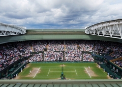 Wimbledon trở thành giải biểu diễn sau khi cấm các tay vợt từ Nga và Belarus
