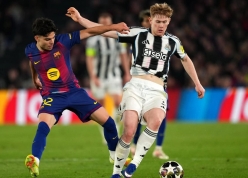 Cơn cuồng phong tại Camp Nou: Ngày La Masia mở hội và nỗi ám ảnh bám buộc 'Chích chòe'