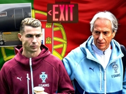 HLV Bồ Đào Nha phản hồi Ronaldo: 'Ở đây, tôi mới là người quyết định'