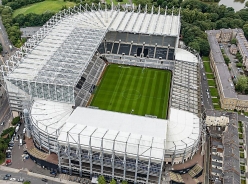 Vì sao Newcastle được người hâm mộ gọi là Chích chòe?