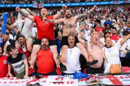 CĐV tuyển Anh yêu cầu đá lại trận chung kết Euro 2021