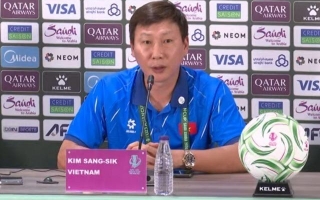 HLV Kim Sang Sik nói gì trước trận đại chiến với U23 Trung Quốc?