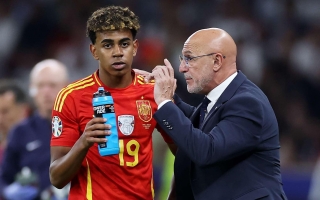 HLV Tây Ban Nha báo tin cực vui về Lamine Yamal tại World Cup