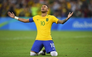 ĐT Brazil báo tin dữ về Neymar