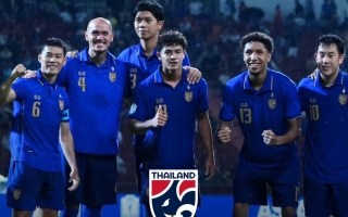 CĐV ĐNÁ chỉ thẳng kết quả bán kết Singapore vs Thái Lan tại AFF Cup