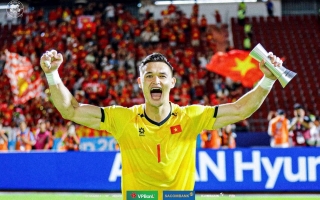 Thủ môn số 1 ĐT Việt Nam nhận 'ác mộng' sau chức vô địch AFF Cup
