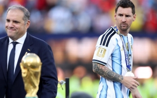 Ronaldo 'béo' tuyên bố gây sốt, đến Messi cũng khó lòng phản bác
