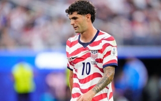 Tuyển Mỹ lo sốt vó vì Pulisic trước trận tranh ngôi đầu bảng D