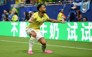 Báo chí Brazil tung hô ngôi sao MU sau cột mốc lịch sử ở World Cup
